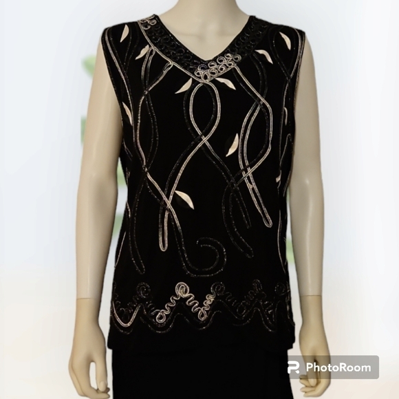 LAUREN MICHELLE Metallic Embroidered Swirl Sleeveless Holiday V-Neck Top - Picture 1 of 7